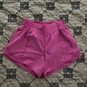 Lululemon Hotty Hot High-Rise Lined Short 4"